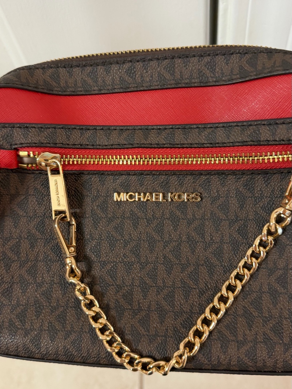 Michael Kors Brown and Red Chain-Accent Shoulder Bag one strap needs sewn pix